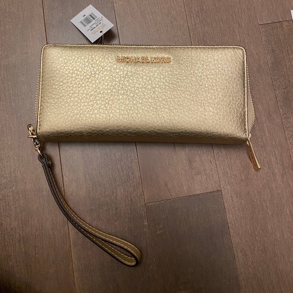 Michael Kors Large Continental Travel Wallet